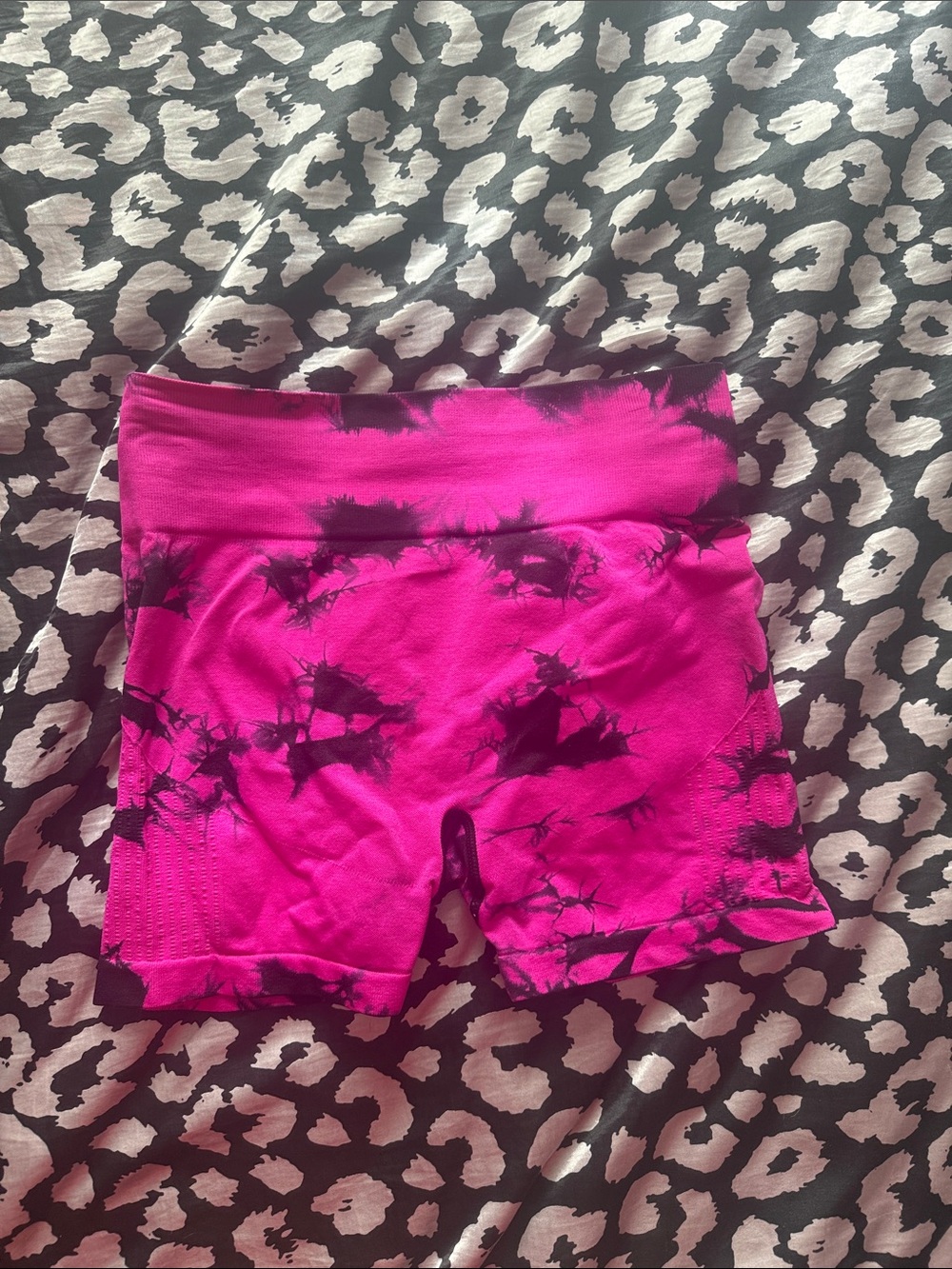 High-Waist Tie-Dye Hot Pink Women’s Active Shorts